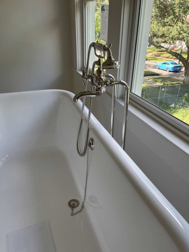 Chrome tub filler and handle